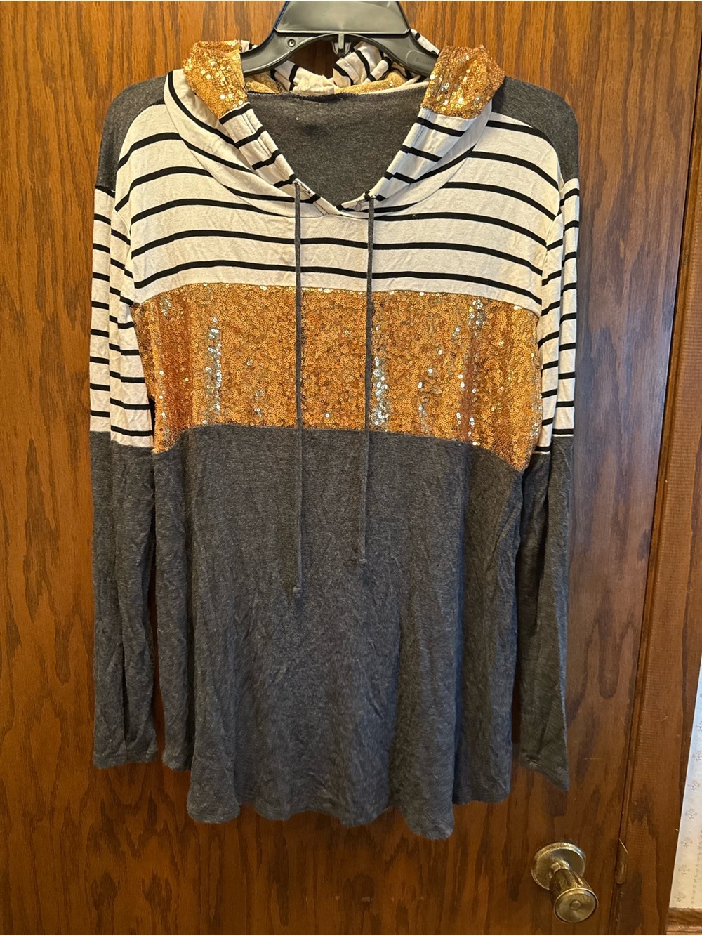 Bibi Women's Hooded Top with Sequins